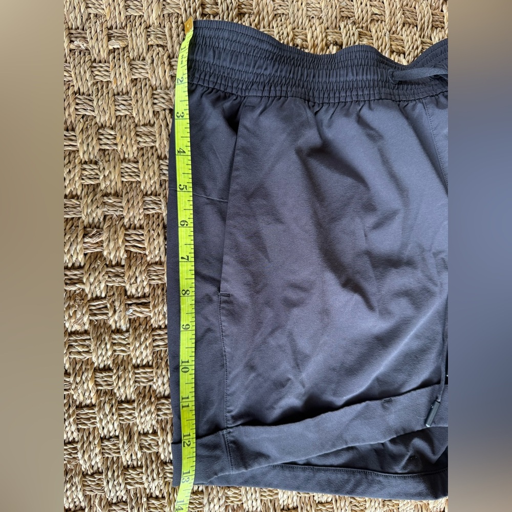 Lululemon Spring Break Away Short 6-way Stretch 3" Inseam Black $65 6 - Picture 11 of 14